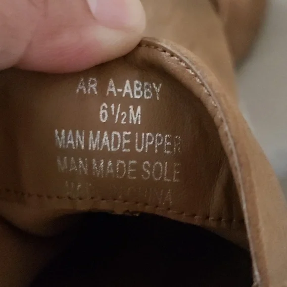 American Rag Booties - Picture 5 of 6